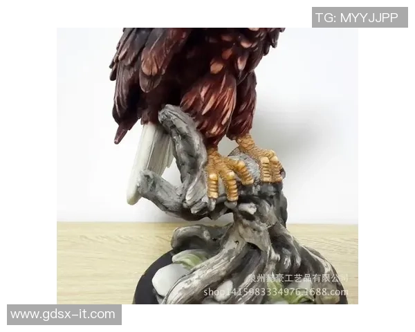 卡通足球球星摆件创意设计,个性化定制,装饰家居与办公空间的完美选择